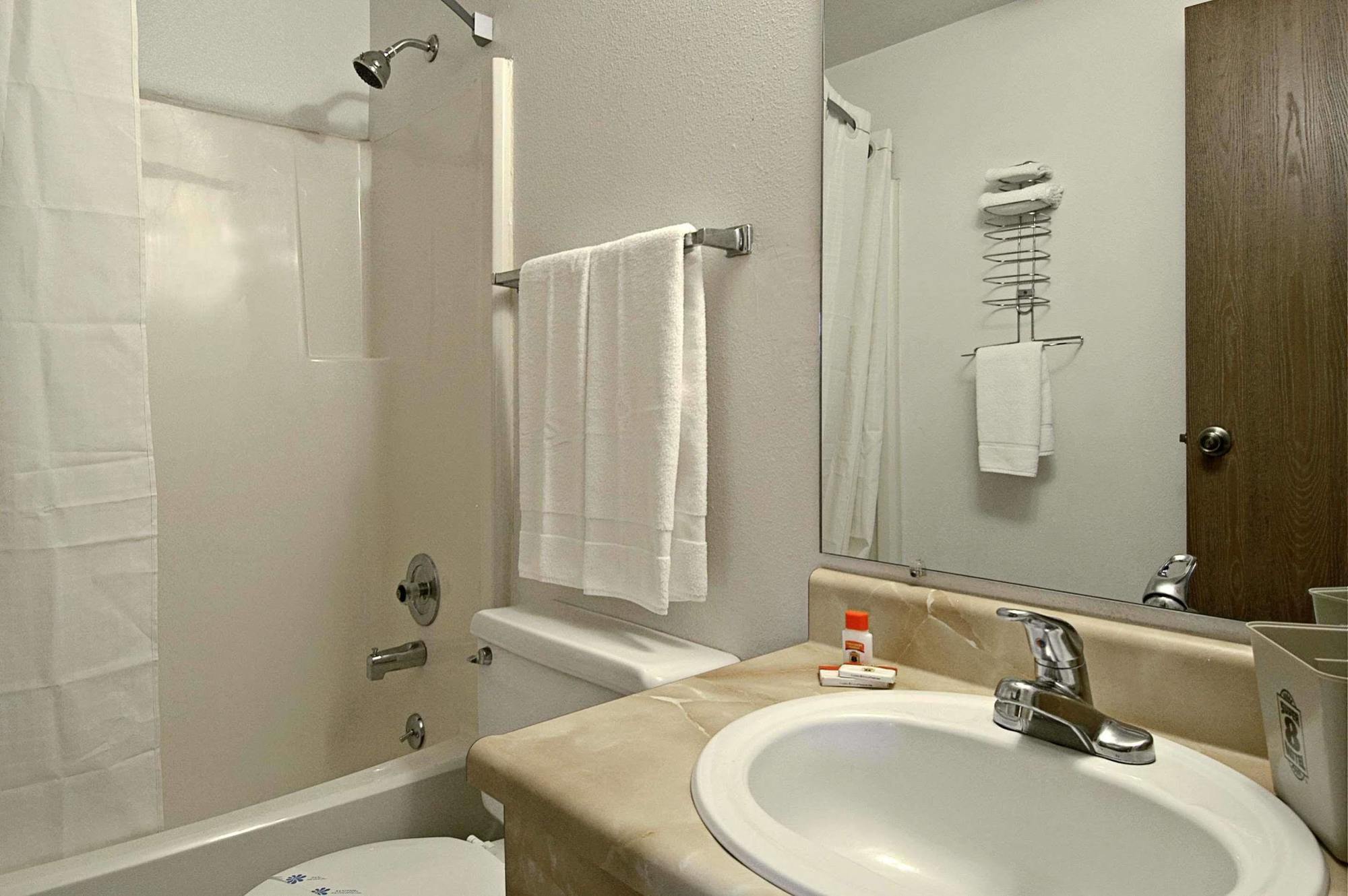 ซูเปอร์ 8 บาย วินด์แฮม ดักลาส Hotel ห้อง รูปภาพ